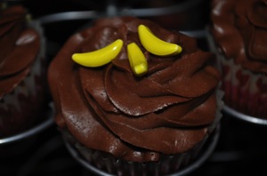 curious george cupcake